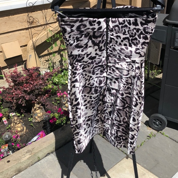 Bebe strapless dress - Picture 2 of 3